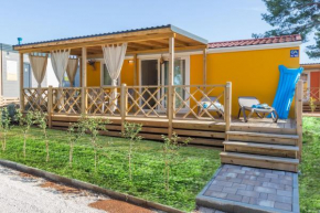 Гостиница Camping Adria Mobile Homes Lanterna  Пореч